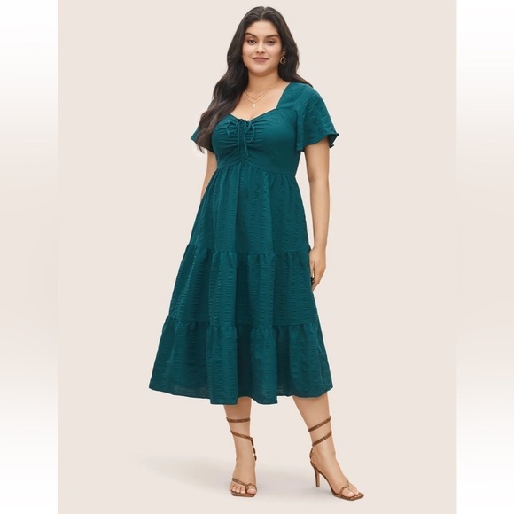 BloomChic Plain Ruched Drawstring Pocket Ruffle Tiered Dress - Picture 5 of 7